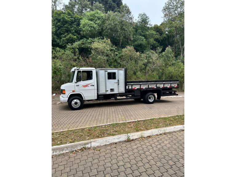 MERCEDES-BENZ - 914 - 1995/1995 - Branca - Sob Consulta