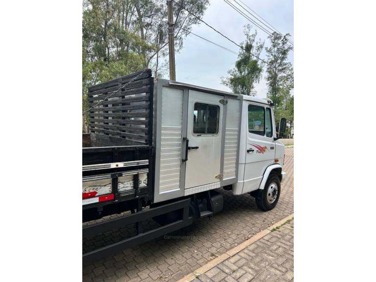 MERCEDES-BENZ - 914 - 1995/1995 - Branca - Sob Consulta