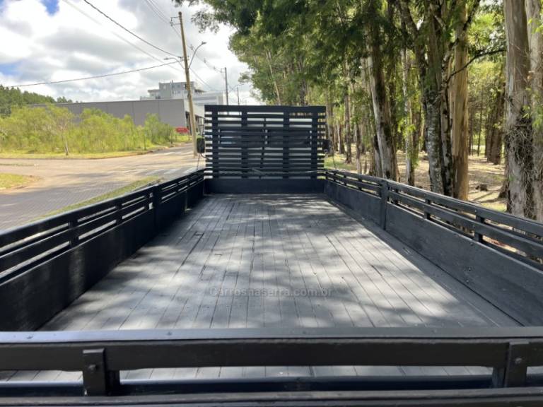 MERCEDES-BENZ - 1114 - 1995/1996 - Branca - Sob Consulta