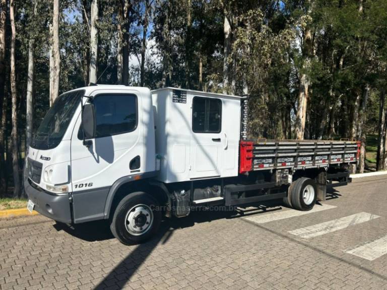 MERCEDES-BENZ - ACCELO 1016 - 2015/2015 - Branca - Sob Consulta
