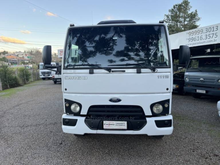 FORD - CARGO 1119 - 2017/2018 - Branca - Sob Consulta