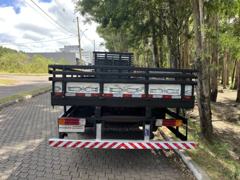 MERCEDES-BENZ - 1114 - 1995/1996 - Branca - Sob Consulta