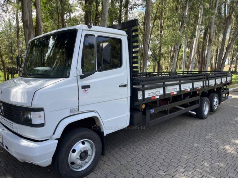 MERCEDES-BENZ - 1114 - 1995/1996 - Branca - Sob Consulta